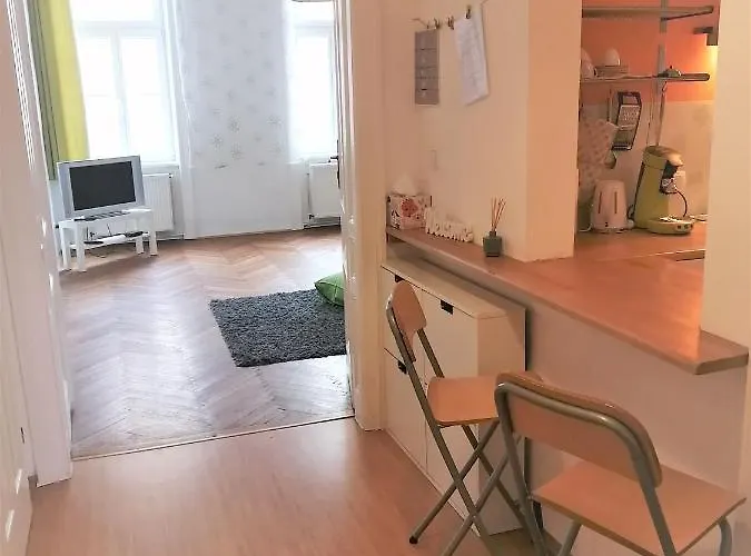 Cozy&Quiet Apartment Near Schoenbrunnpalace Vienna