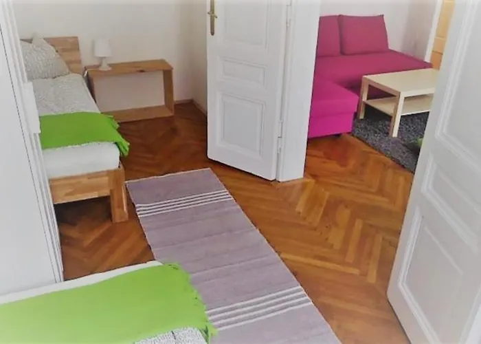 Cozy&Quiet Apartment Near Schoenbrunnpalace