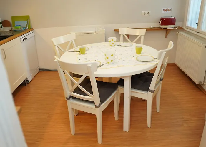 Cozy&Quiet Apartment Near Schoenbrunnpalace Vienna