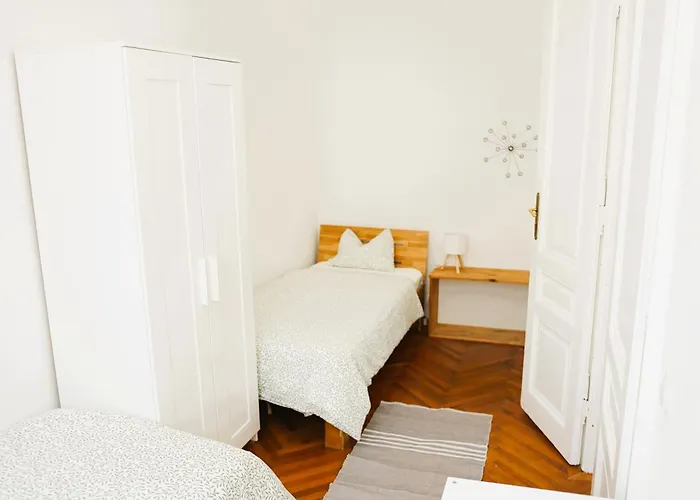 Apartment Cozy&Quiet Apartment Near Schoenbrunnpalace