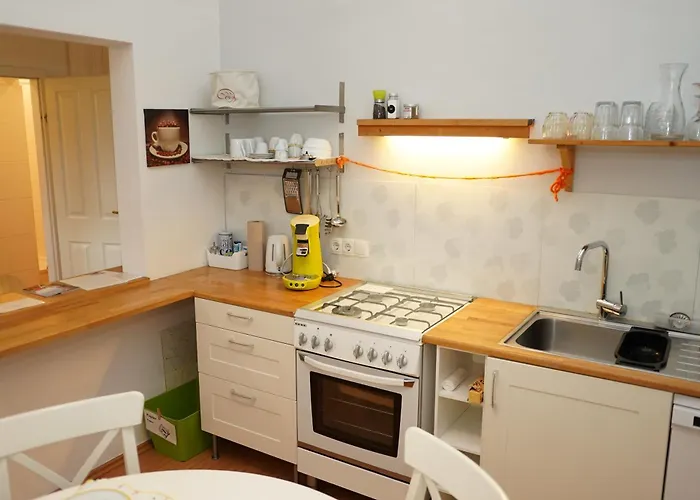 Cozy&Quiet Apartment Near Schoenbrunnpalace * Vienna