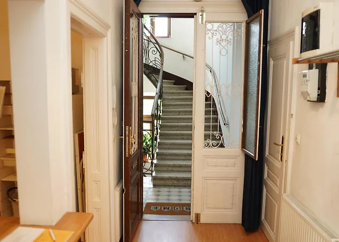 Cozy&Quiet Apartment Near Schoenbrunnpalace * Vienna