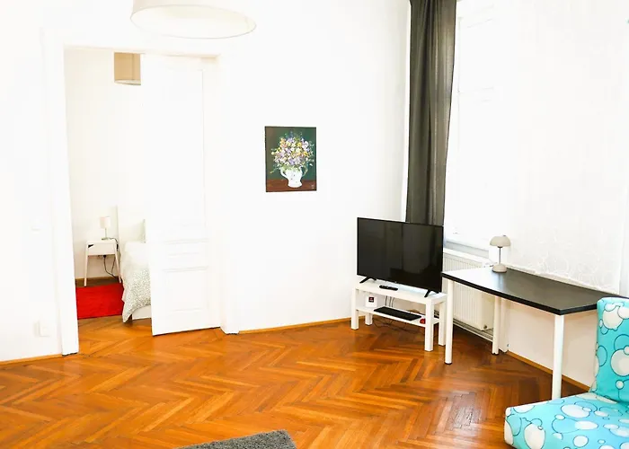 Cozy&Quiet Apartment Near Schoenbrunnpalace Apartment