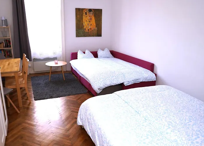 Cozy&Quiet Apartment Near Schoenbrunnpalace Apartment