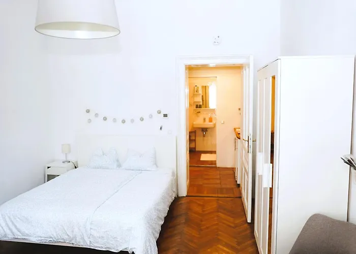 Cozy&Quiet Apartment Near Schoenbrunnpalace Vienna